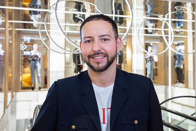 Rencontrez Samy, Commercial Pull&Bear - Inditex (Zara)