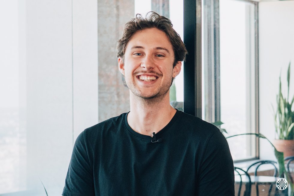 Rencontrez Kolya, AI Artist - Renaissance Studio