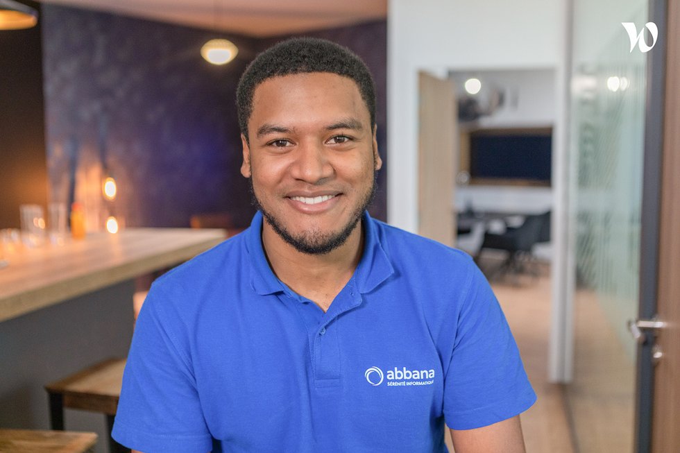 Rencontrez Jordan, Ingénieur systèmes et réseaux - ReeVo Cloud & Cybersécurité