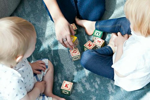 Télétravail : 6 conseils vidéo pour gérer avec vos enfants