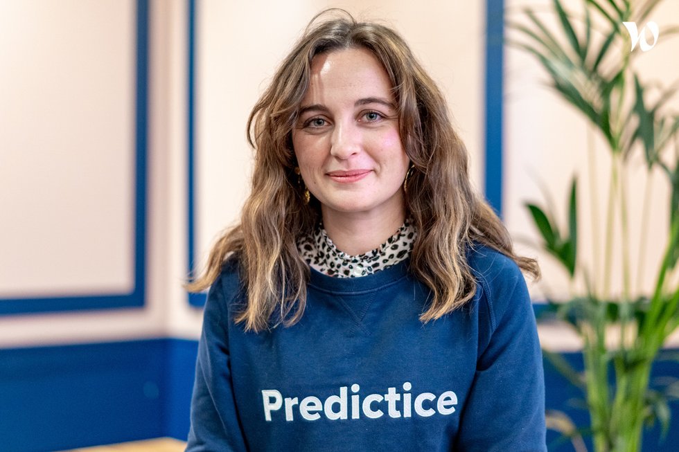 Rencontrez Julia, Sales Executive - Predictice