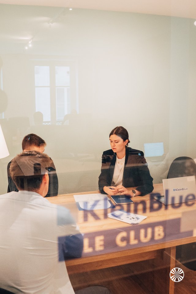 Klein Blue