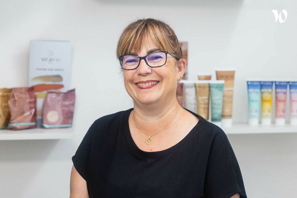 Rencontrez Isabelle, Responsable ADV France et Export et développement - ARGILETZ Inventeur de la cosmétique minérale