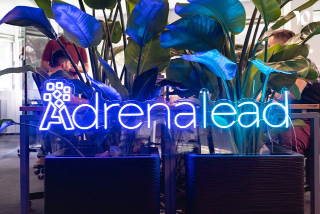 Adrenalead