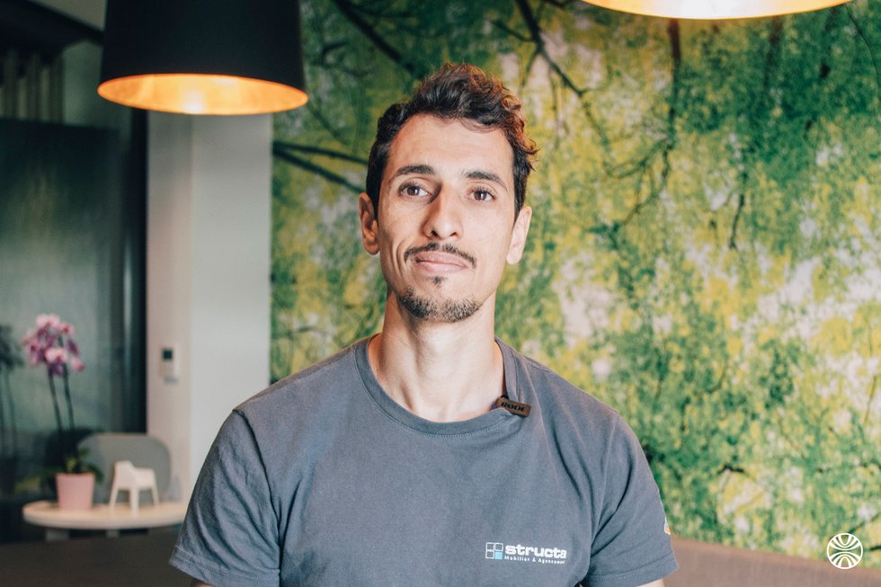 Rencontrez Karim, Coordinateur Montage Produits - Structa