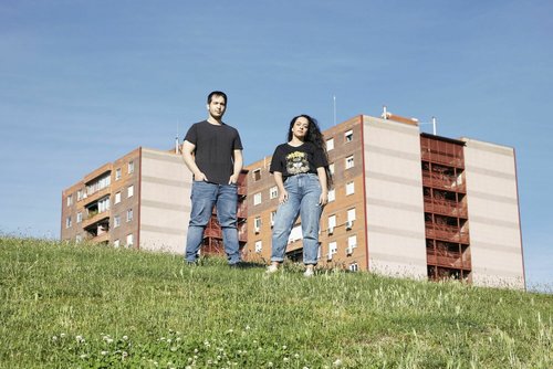 Nuevos horizontes: los jóvenes gitanos toman el relevo en el mercado laboral