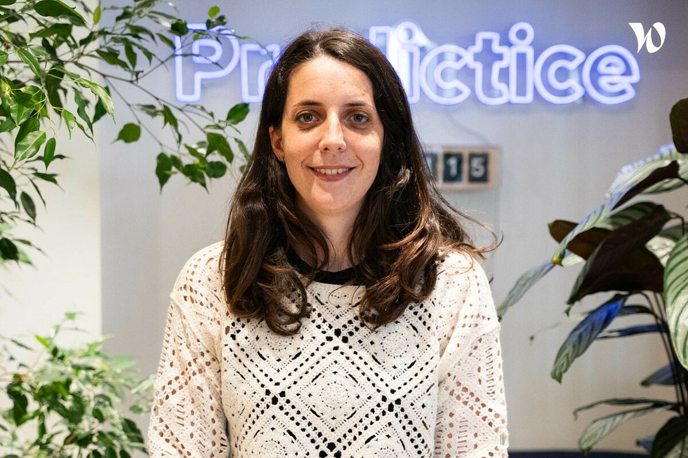 Rencontrez Julia Levy, Account Executive - Predictice