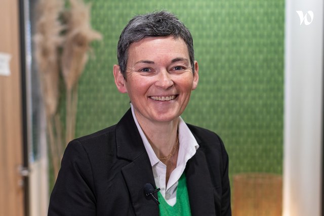 Rencontrez Laurence, Directrice Générale - LA MAISON DE BLANDINE