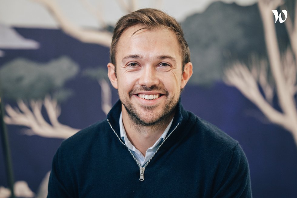 Rencontrez Bastien, Directeur des Marchés Parapharmacie et OTC - Aprium Pharmacie