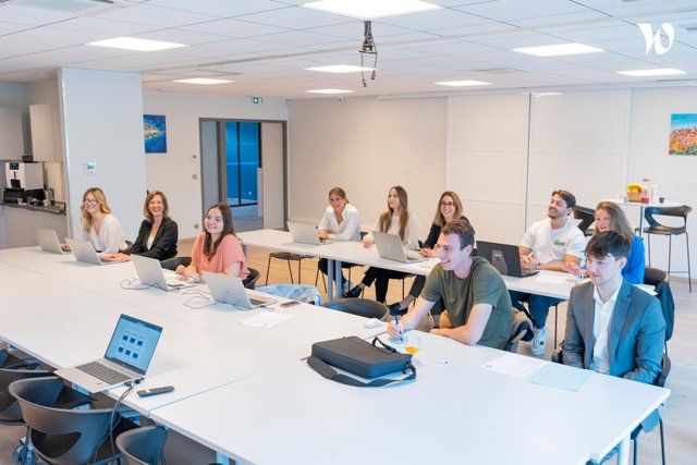 ALTITUDE ASSOCIES
