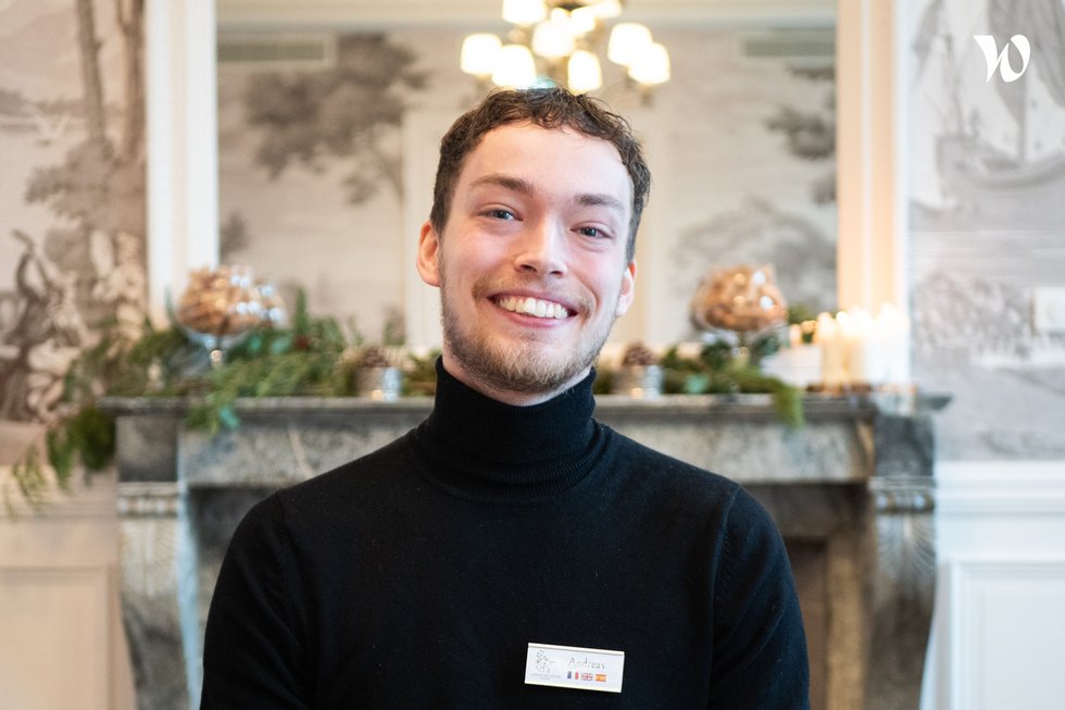 Rencontrez Andreas, Assistant Administratif - Château de Saulon