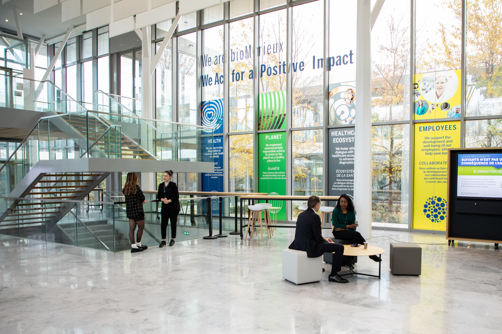 Découvrez la culture d'entreprise chez bioMérieux - bioMérieux