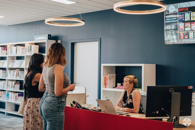 emlyon business school