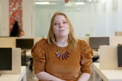 Rencontrez Fiona, Assistante d'agence
