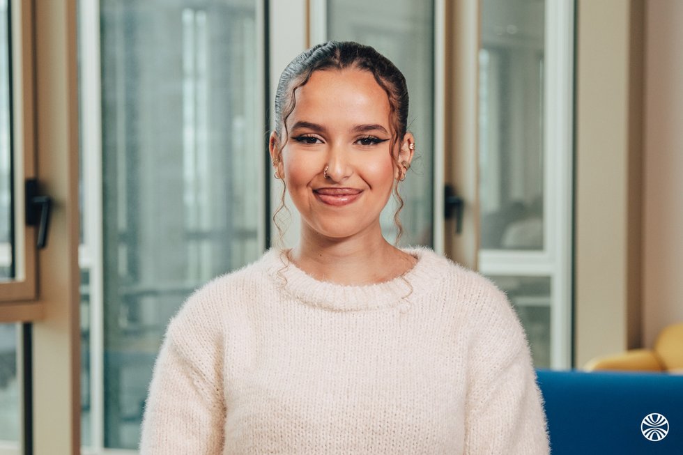 Rencontrez Nesrine, responsable carrière et admission - KLIMA SCHOOL - ANDROMEDE