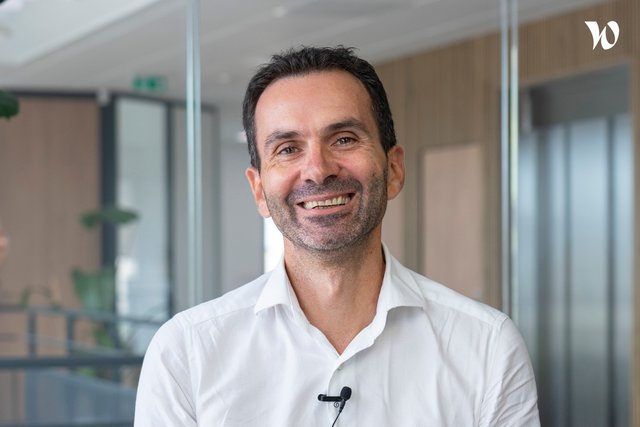 Meet Domingos, Directeur Commercial - Synox