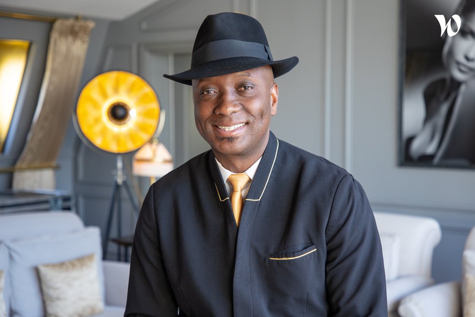 Meet Cyr Mathieu, Doorman - Barrière