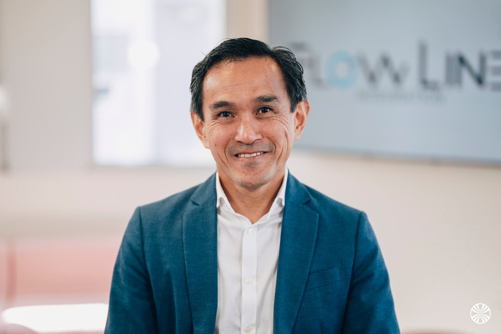 Rencontrez Peng, Consultant Technico-Fonctionnel - Flow Line Intégration