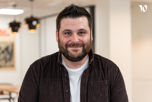 Rencontrez Jérémy, Directeur des activités numériques - Reworld Media