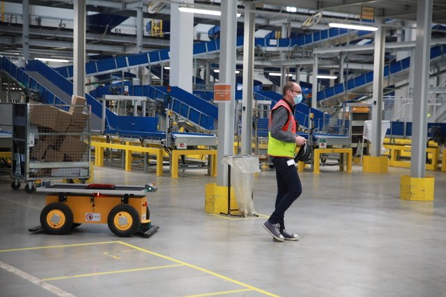 La Poste - Branche Services-Courrier-Colis