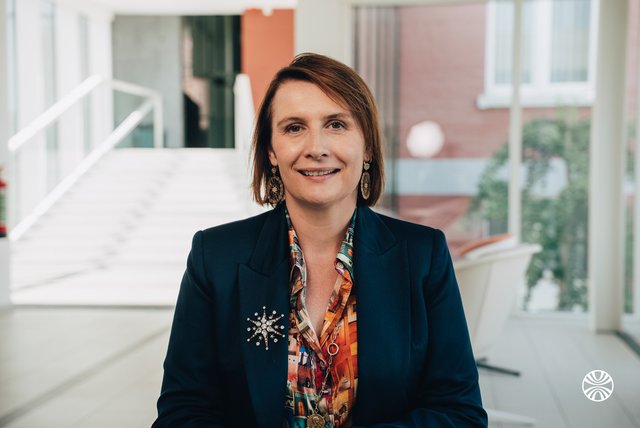 Rencontrez Caroline, Cheffe de cabinet et directrice de la communication - Arquus