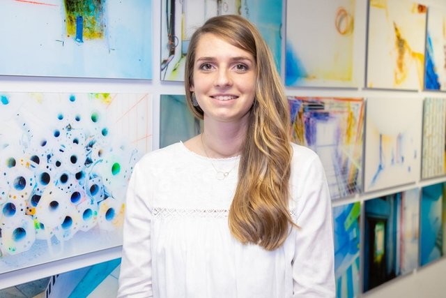 Rencontrez Manon, Responsable Marketing Digital - YouStock