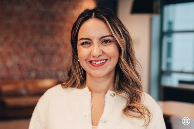 Rencontrez Yosra, Ingénieure en développement - Abeille Assurances (Aéma Groupe)