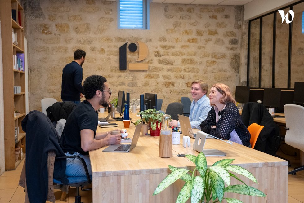 R2 agence créative indépendante