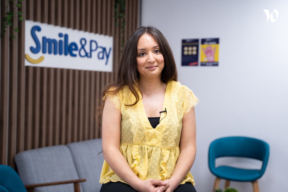 Rencontrez Hadjer, Analyste KYC - Smile & Pay