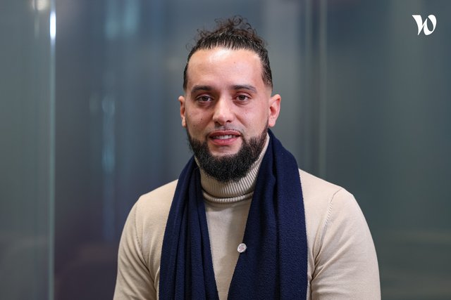 Rencontrez Hicham, Responsable Pôle Moyens Métiers - SFERIS