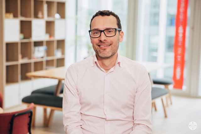 Rencontrez Yoann, Directeur du programme AI@Scale - Use Cases - Renault Digital