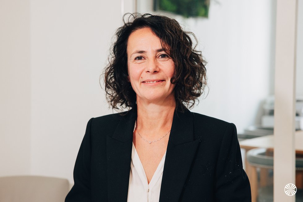 Rencontrez Céline, Directrice - Ellis Alliance