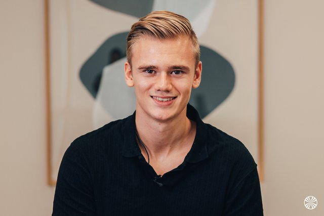 Rencontrez Maxim, Alternant SEA (Ekstend Consulting) - Ekstend Group