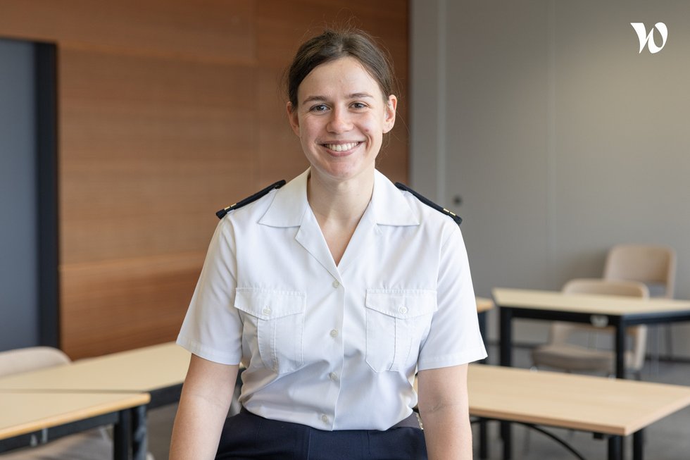 Rencontrez le lieutenant Anne-Sophie, instructeur d’anglais - Marine nationale