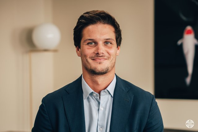 Meet Adrien, Associate M&A - Alantra
