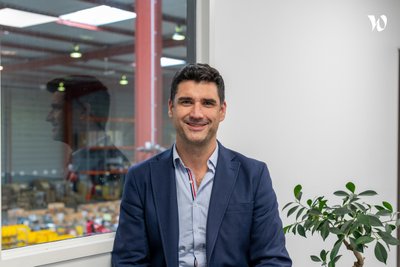 Rencontrez Pierre, PDG