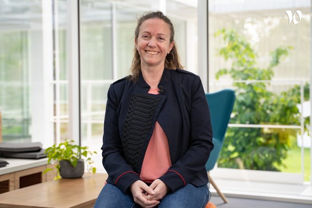 Rencontrez Enora, Chef de projet marketing  numérique - Additi
