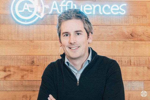 1144481793 - Affluences