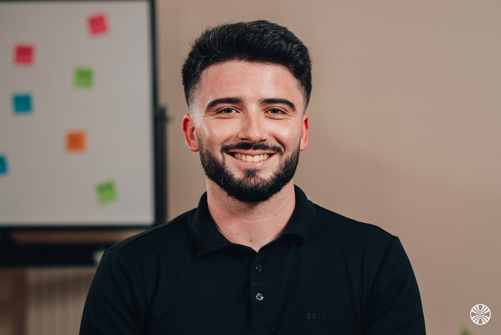 Rencontrez Dimitri, Manager - Hubvisory