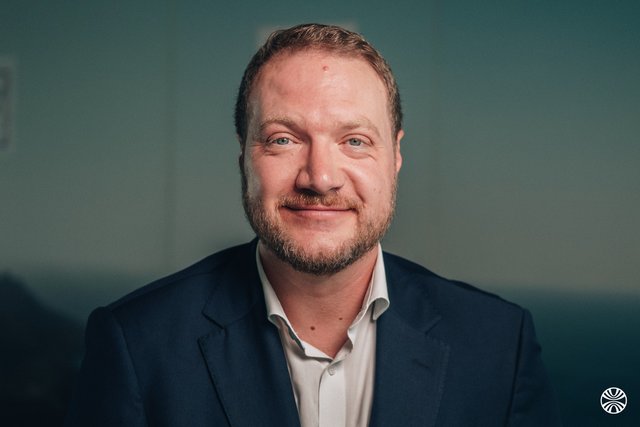 Rencontrez Jean-Daniel, Directeur des Partenariats  - INTELCIA IT SOLUTIONS