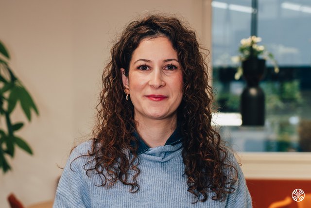 Rencontrez Filiz - Gestionnaire Santé - Carte Blanche Partenaires