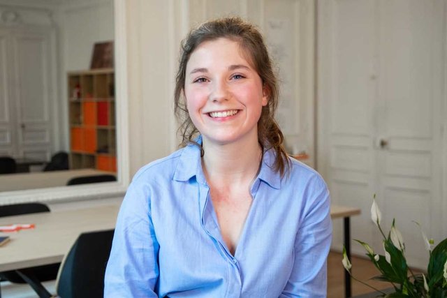 Rencontrez Anne Sophie, chargée de déploiement terrain à Paris