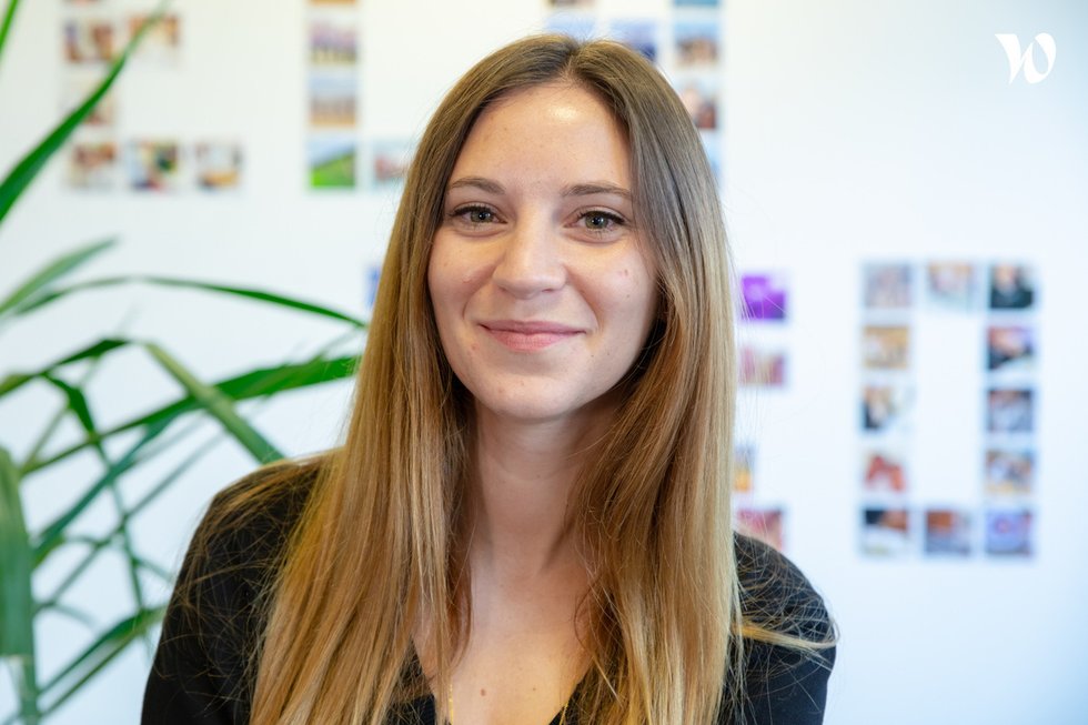 Rencontrez Jessica, Chargée de relation Clients & Communication - HITECHPROS