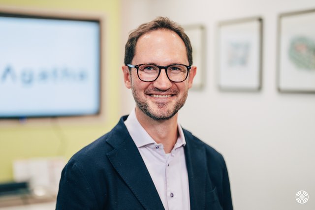 Rencontrez Guillaume, Co-founder and Chief Operating Officer - Agatha Inc.