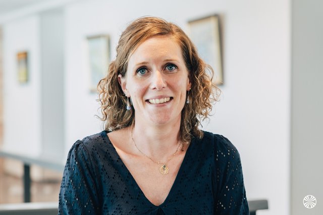 Rencontrez Angèle, Responsable Commerciale - CEV GROUP
