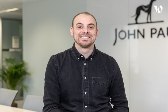 Rencontrez Alexandre, Responsable Grands Comptes - John Paul