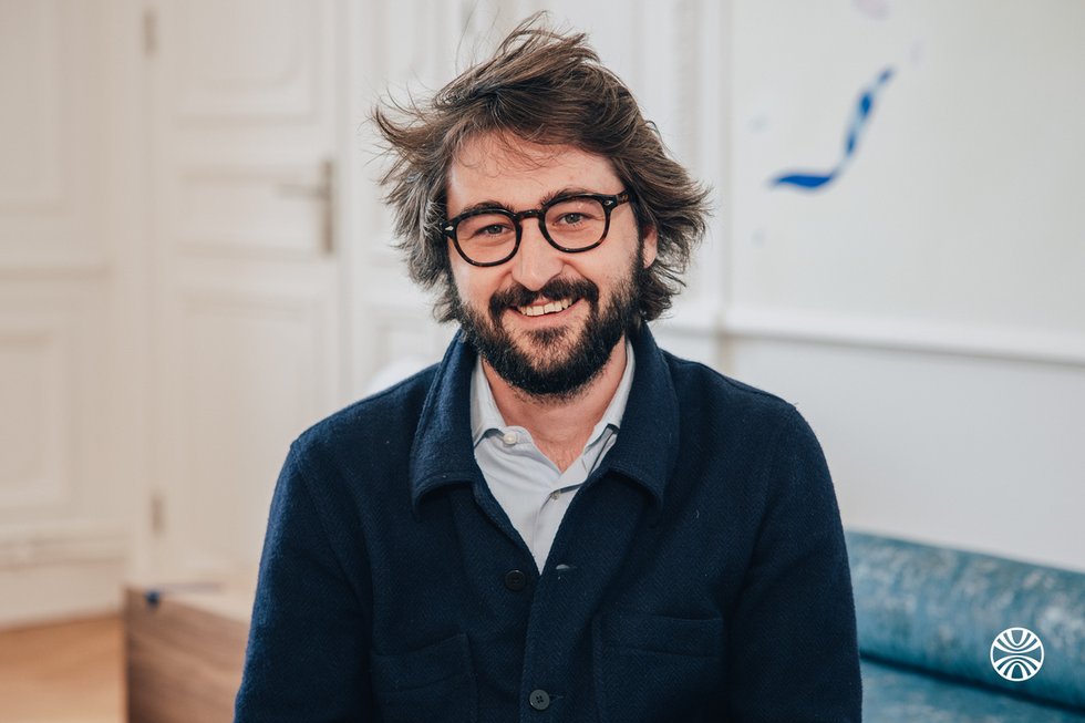 Rencontrez Louis, Adjoint au chef de bureau des médias privés, de la production et de la publicité - Ministère de la Culture
