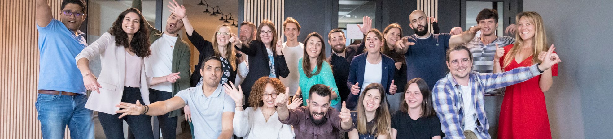 Sofacto devient Frisbii