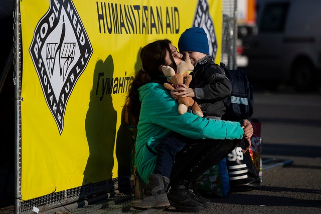 Jak Člověk v tísni pomáhá na Ukrajině? - Člověk v tísni (People in Need)