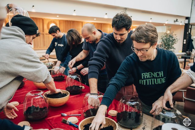 YOUSIGN (soon-to-be YOUTRUST)